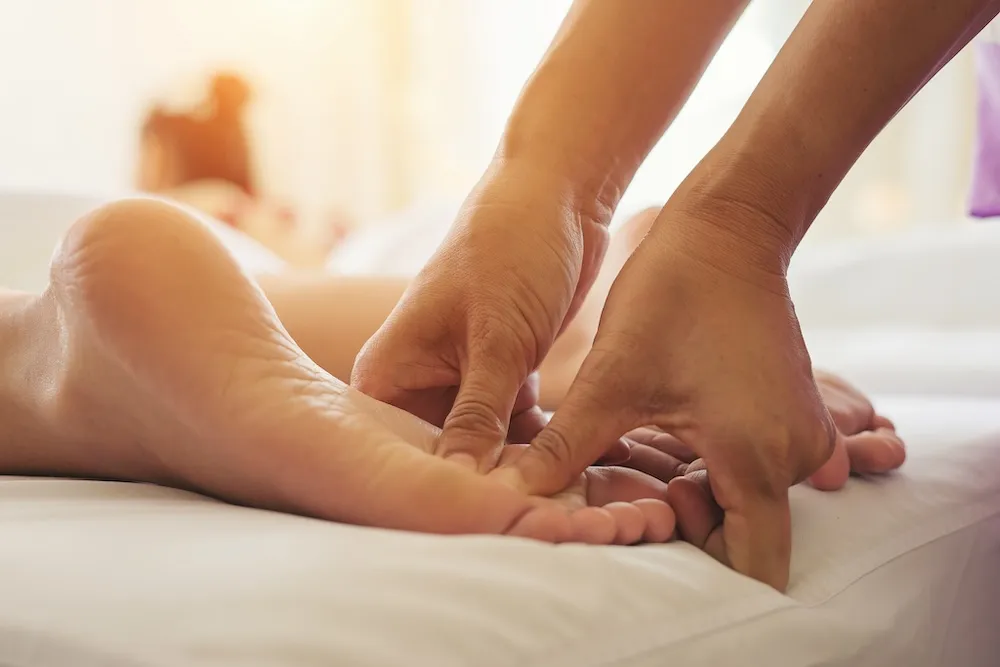 Foot Reflexology Massage Foot Reflexology Massage